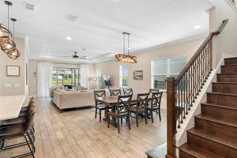 House in Winter Garden, Florida 5 bedrooms, 372.91 sq.m. № 1824271 - photo 3