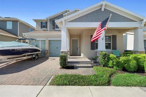 House in Winter Garden, Florida 5 bedrooms, 372.91 sq.m. № 1824271 - photo 1