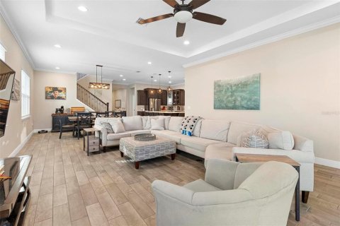 House in Winter Garden, Florida 5 bedrooms, 372.91 sq.m. № 1824271 - photo 13