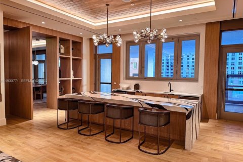 Снять в аренду квартиру в Форт-Лодердейл, Флорида 1 спальня, 85.47м2, № 1992376 - фото 6