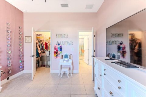 Villa ou maison à vendre à Spring Hill, Floride: 5 chambres, 350.61 m2 № 2221145 - photo 9