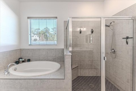 Villa ou maison à vendre à Spring Hill, Floride: 5 chambres, 350.61 m2 № 2221145 - photo 30