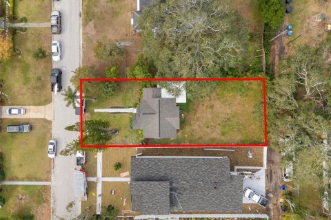 House in Saint Petersburg, Florida 3 bedrooms, 106.19 sq.m. № 2224326 - photo 27