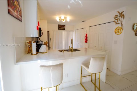 Casa en venta en Cutler Bay, Florida, 3 dormitorios, 127.18 m2 № 1861258 - foto 18
