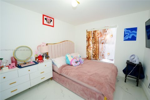 Casa en venta en Cutler Bay, Florida, 3 dormitorios, 127.18 m2 № 1861258 - foto 28
