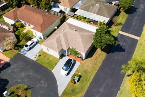 Casa en venta en Cutler Bay, Florida, 3 dormitorios, 127.18 m2 № 1861258 - foto 7