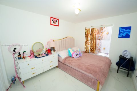 Casa en venta en Cutler Bay, Florida, 3 dormitorios, 127.18 m2 № 1861258 - foto 30