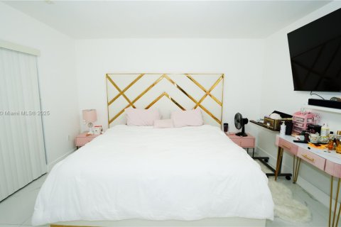Casa en venta en Cutler Bay, Florida, 3 dormitorios, 127.18 m2 № 1861258 - foto 25