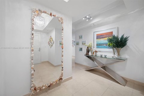 Condominio en venta en Sunny Isles Beach, Florida, 3 dormitorios, 171.78 m2 № 1940301 - foto 11
