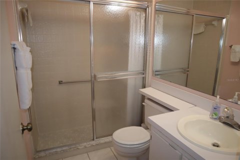 Casa en alquiler en Tarpon Springs, Florida, 2 dormitorios, 123.56 m2 № 1918826 - foto 12