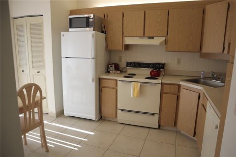 Casa en alquiler en Tarpon Springs, Florida, 2 dormitorios, 123.56 m2 № 1918826 - foto 3