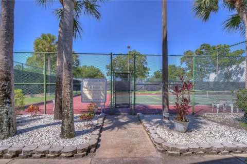 Casa en alquiler en Tarpon Springs, Florida, 2 dormitorios, 123.56 m2 № 1918826 - foto 26