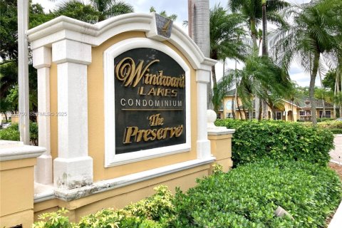 Condo in Pompano Beach, Florida, 1 bedroom  № 2000952