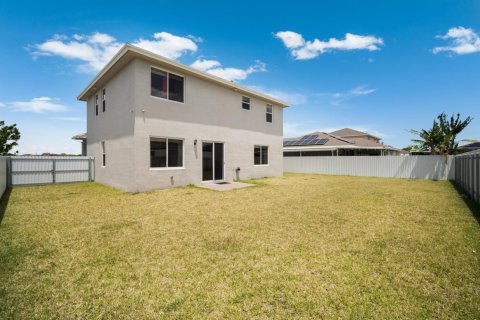 House in Homestead, Florida 4 bedrooms, 204.76 sq.m. № 1151795 - photo 1