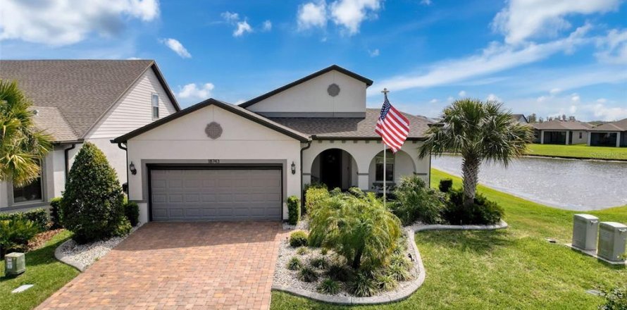 House in Land O' Lakes, Florida 2 bedrooms, 184.13 sq.m. № 1797229