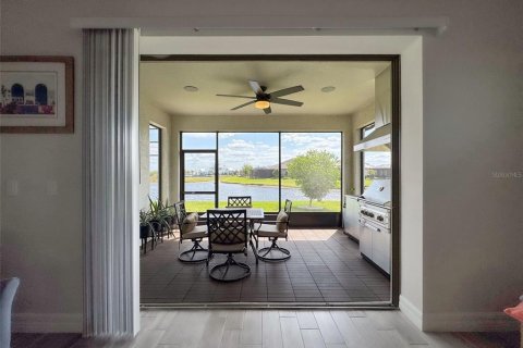House in Land O' Lakes, Florida 2 bedrooms, 184.13 sq.m. № 1797229 - photo 13