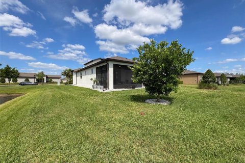 House in Land O' Lakes, Florida 2 bedrooms, 184.13 sq.m. № 1797229 - photo 29