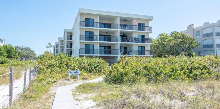 Condominio en Saint Pete Beach, Florida, 3 dormitorios  № 1841706