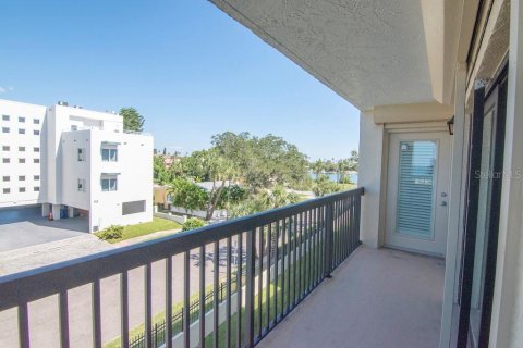 Condominio en alquiler en Saint Pete Beach, Florida, 3 dormitorios, 124.95 m2 № 1841706 - foto 3