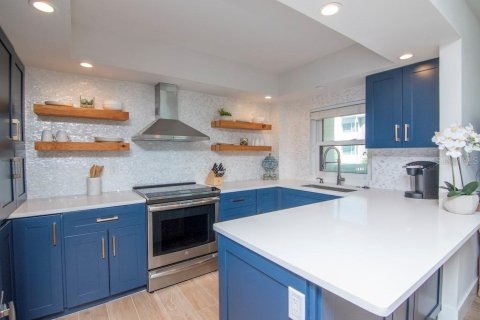 Condominio en alquiler en Saint Pete Beach, Florida, 3 dormitorios, 124.95 m2 № 1841706 - foto 20
