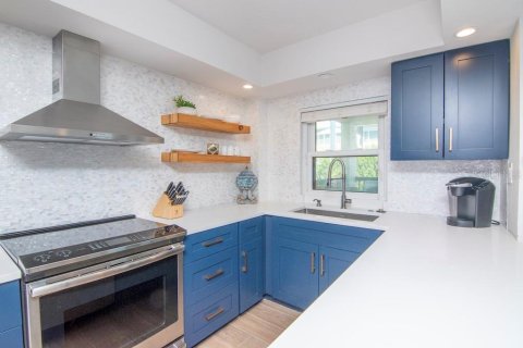 Condominio en alquiler en Saint Pete Beach, Florida, 3 dormitorios, 124.95 m2 № 1841706 - foto 21