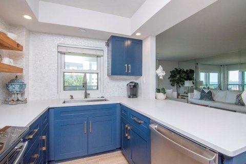 Condominio en alquiler en Saint Pete Beach, Florida, 3 dormitorios, 124.95 m2 № 1841706 - foto 22