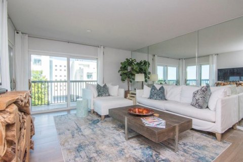 Condominio en alquiler en Saint Pete Beach, Florida, 3 dormitorios, 124.95 m2 № 1841706 - foto 15