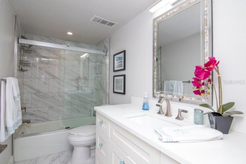Condominio en alquiler en Saint Pete Beach, Florida, 3 dormitorios, 124.95 m2 № 1841706 - foto 27