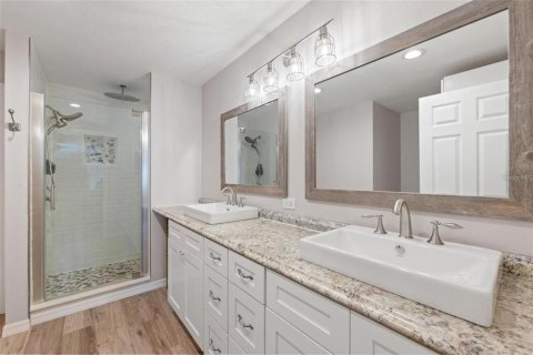 House in Wesley Chapel, Florida 4 bedrooms, 256.32 sq.m. № 1877309 - photo 20
