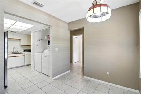Condominio en venta en Palm Harbor, Florida, 2 dormitorios, 103.12 m2 № 1829853 - foto 24