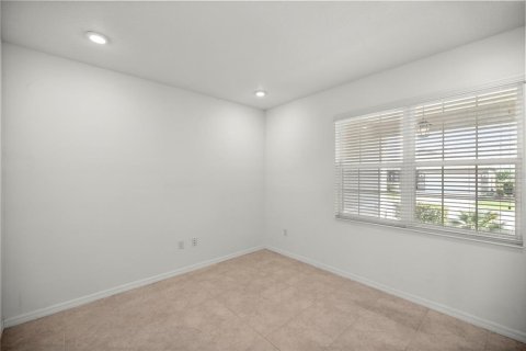Casa en venta en Ocala, Florida, 2 dormitorios, 193.14 m2 № 1242757 - foto 14