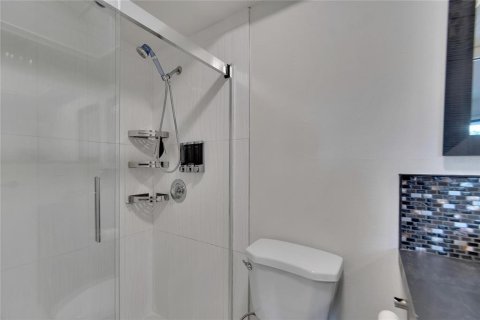 Condominio en venta en Bradenton, Florida, 2 dormitorios, 116.5 m2 № 2207200 - foto 20