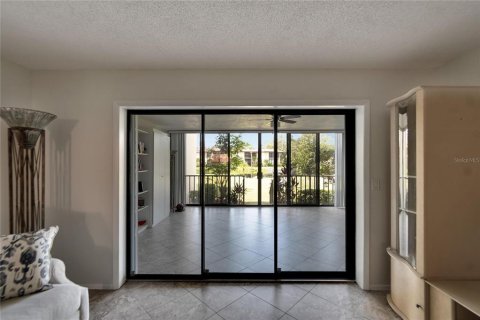 Condominio en venta en Bradenton, Florida, 2 dormitorios, 116.5 m2 № 2207200 - foto 15
