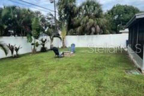 House in Seminole, Florida 3 bedrooms, 103.31 sq.m. № 1906156 - photo 5