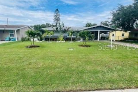House in Seminole, Florida 3 bedrooms, 103.31 sq.m. № 1906156 - photo 3