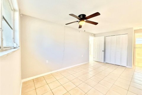 Immobilier commercial à vendre à Punta Gorda, Floride: 4 chambres, 179.12 m2 № 2405524 - photo 14