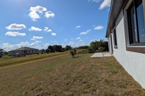 Villa ou maison à louer à LaBelle, Floride: 3 chambres, 138.52 m2 № 1986244 - photo 23