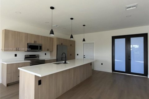 Villa ou maison à louer à LaBelle, Floride: 3 chambres, 138.52 m2 № 1986244 - photo 10