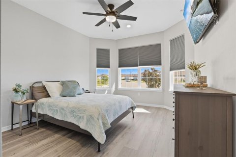 House in Minneola, Florida 2 bedrooms, 180.51 sq.m. № 2106470 - photo 20