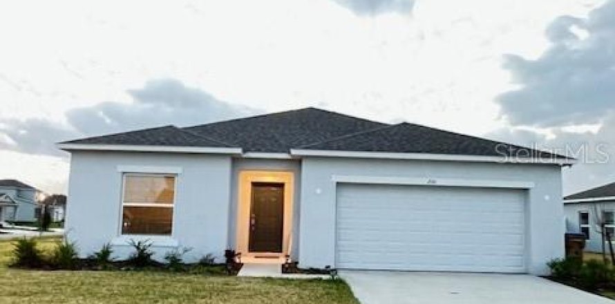 Villa ou maison à Kissimmee, Floride 4 chambres, 171.4 m2 № 2144229