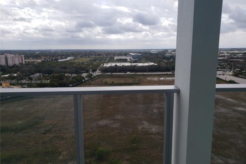 Condominio en venta en Sunrise, Florida, 2 dormitorios, 85.47 m2 № 1867880 - foto 17