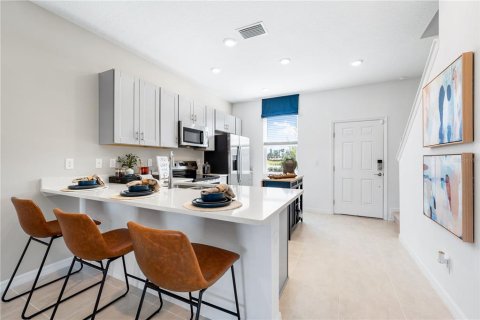 Townhouse in Bradenton, Florida 2 bedrooms, 110.27 sq.m. № 1835787 - photo 14