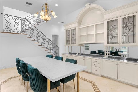 Villa ou maison à vendre à Tampa, Floride: 5 chambres, 669.27 m2 № 1910919 - photo 20