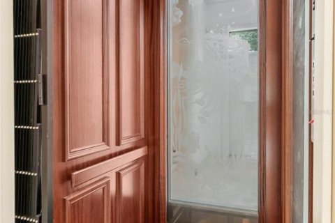 Villa ou maison à vendre à Tampa, Floride: 5 chambres, 669.27 m2 № 1910919 - photo 11