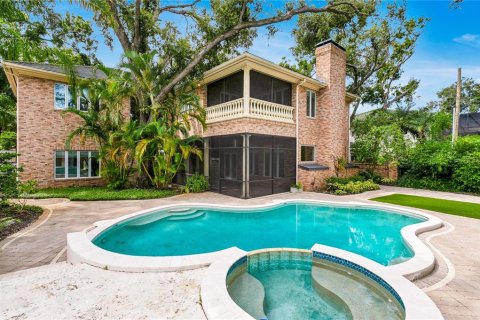 Villa ou maison à vendre à Tampa, Floride: 5 chambres, 669.27 m2 № 1910919 - photo 3