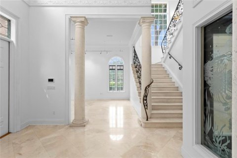 Villa ou maison à vendre à Tampa, Floride: 5 chambres, 669.27 m2 № 1910919 - photo 9