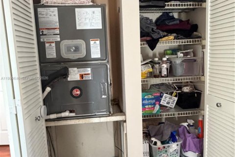 Купить виллу или дом в Майами, Флорида 3 спальни, 180.23м2, № 2065448 - фото 18