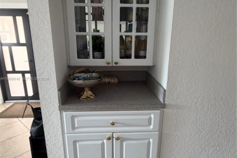 Купить виллу или дом в Майами, Флорида 3 спальни, 180.23м2, № 2065448 - фото 16