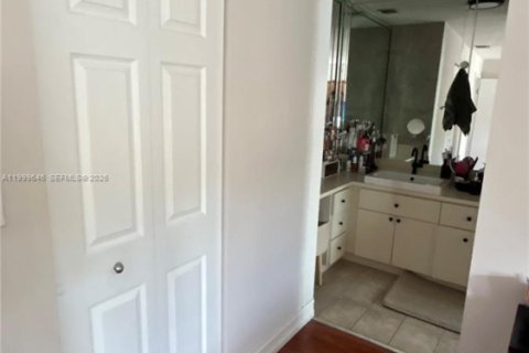 Купить виллу или дом в Майами, Флорида 3 спальни, 180.23м2, № 2065448 - фото 29