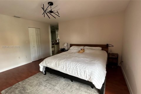 Купить виллу или дом в Майами, Флорида 3 спальни, 180.23м2, № 2065448 - фото 25